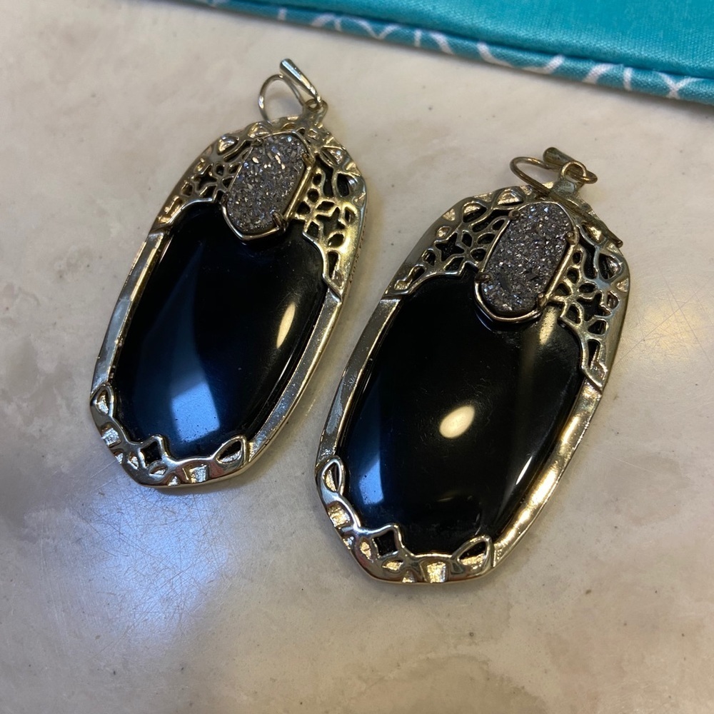 Kendra Scott - Picture 3 of 5